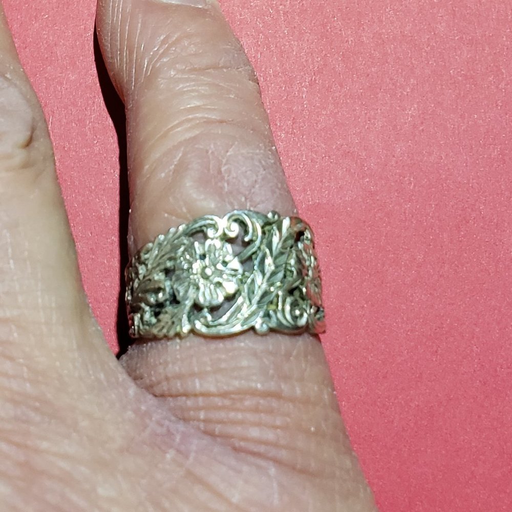 Vintage 925 Silver Leaf & Flower Ring